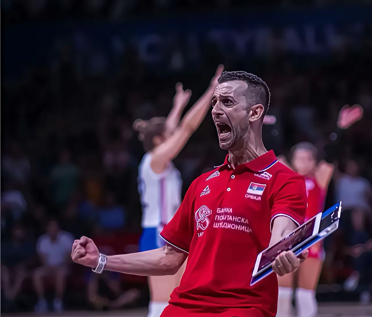 关于伯恩茅斯前锋奉献完美帽子戏法，助球队逆转的信息