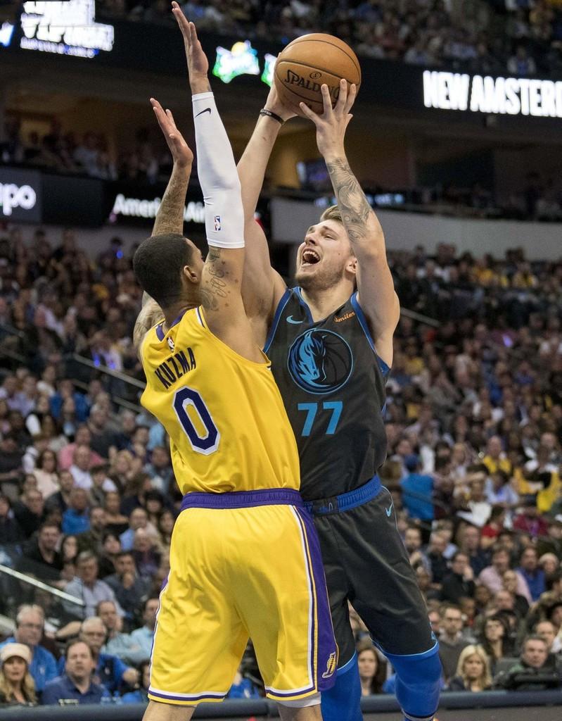 包含霍芬海姆状态低迷，三连败开局不利的词条