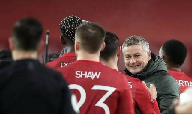 利物浦客场惨败西汉姆联，声势遭遇滑坡