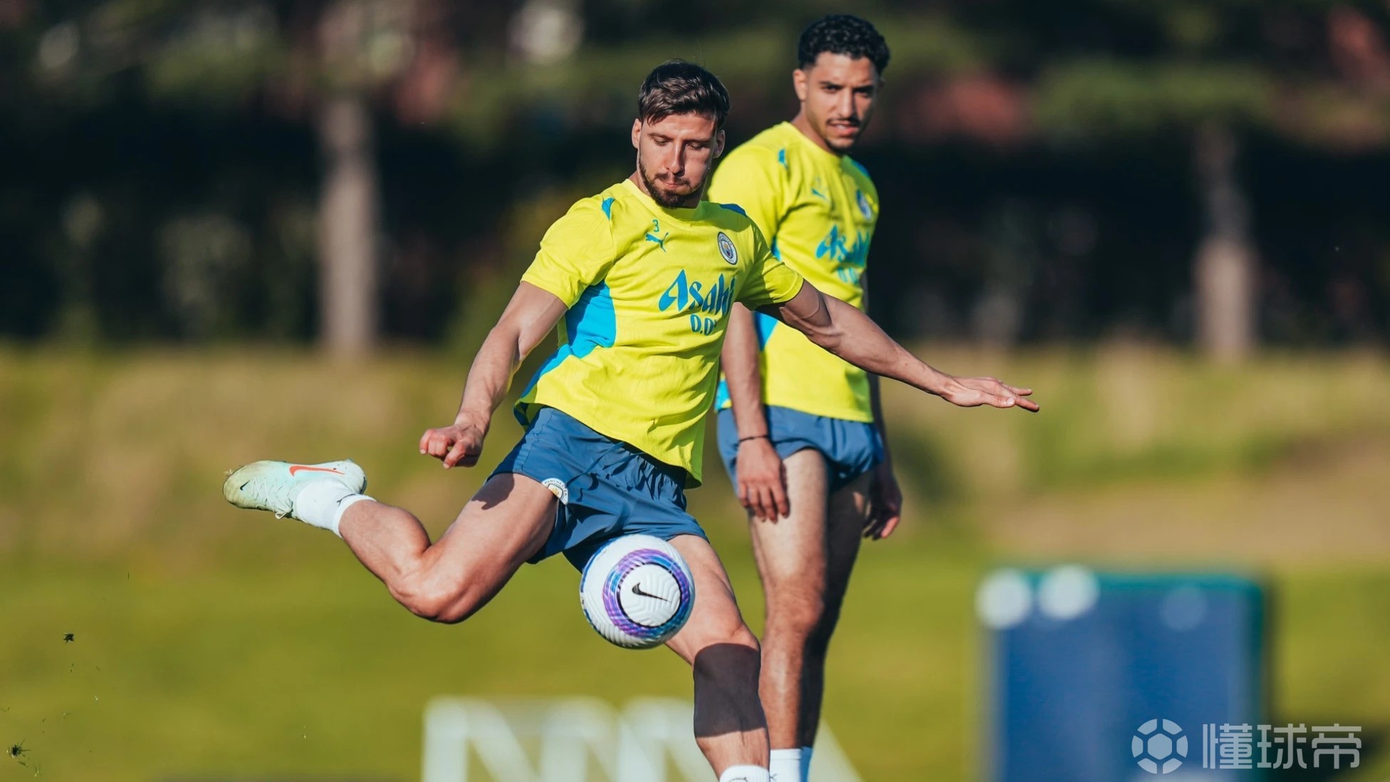 包含水晶宫客场战胜对手，逼近前八的词条