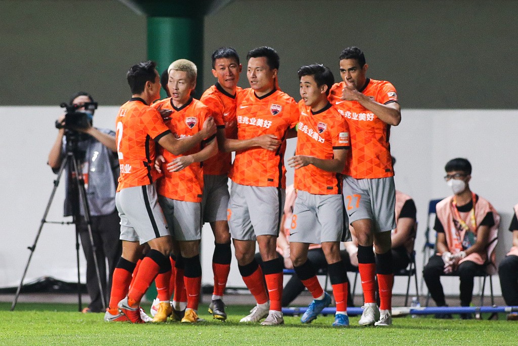 关于汉堡队全力以赴，力争取得更多胜利的信息