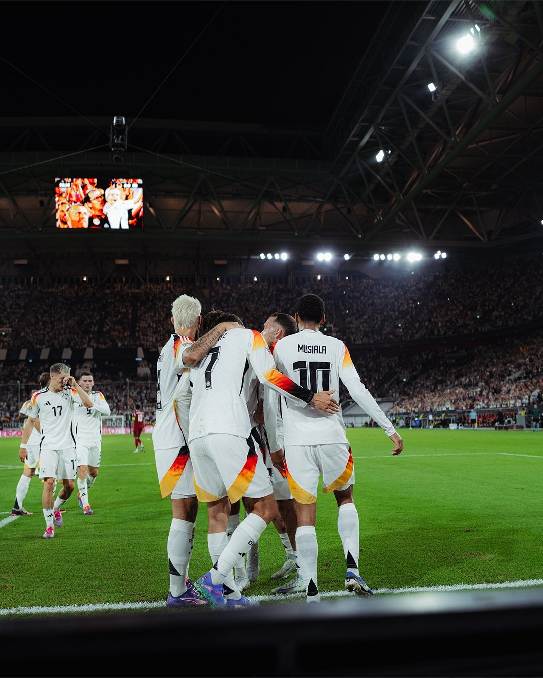 欧国联比赛纷争激情十足:犀利进攻突破难防的简单介绍