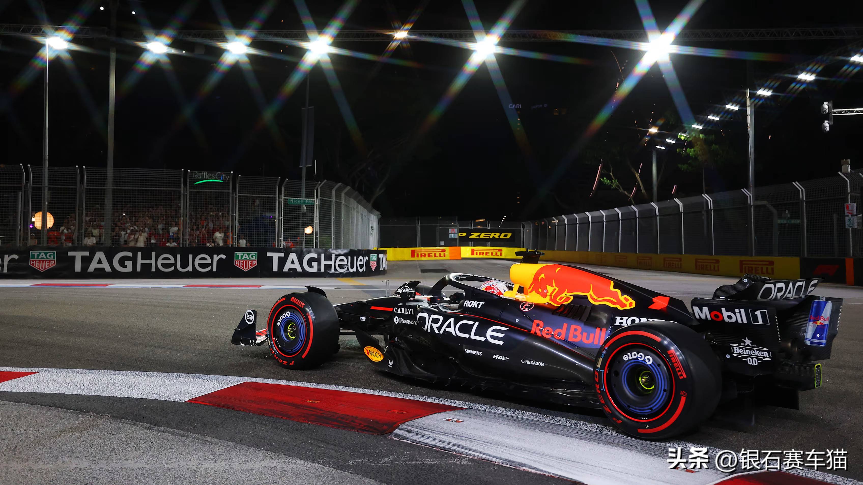 迈凯伦鏖战红牛二队，拉塞尔扛起全队的简单介绍