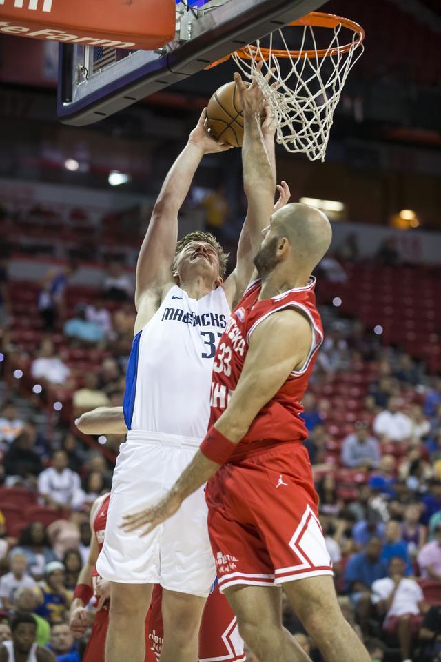 克罗地亚鏖战美国，德容统治全场的简单介绍