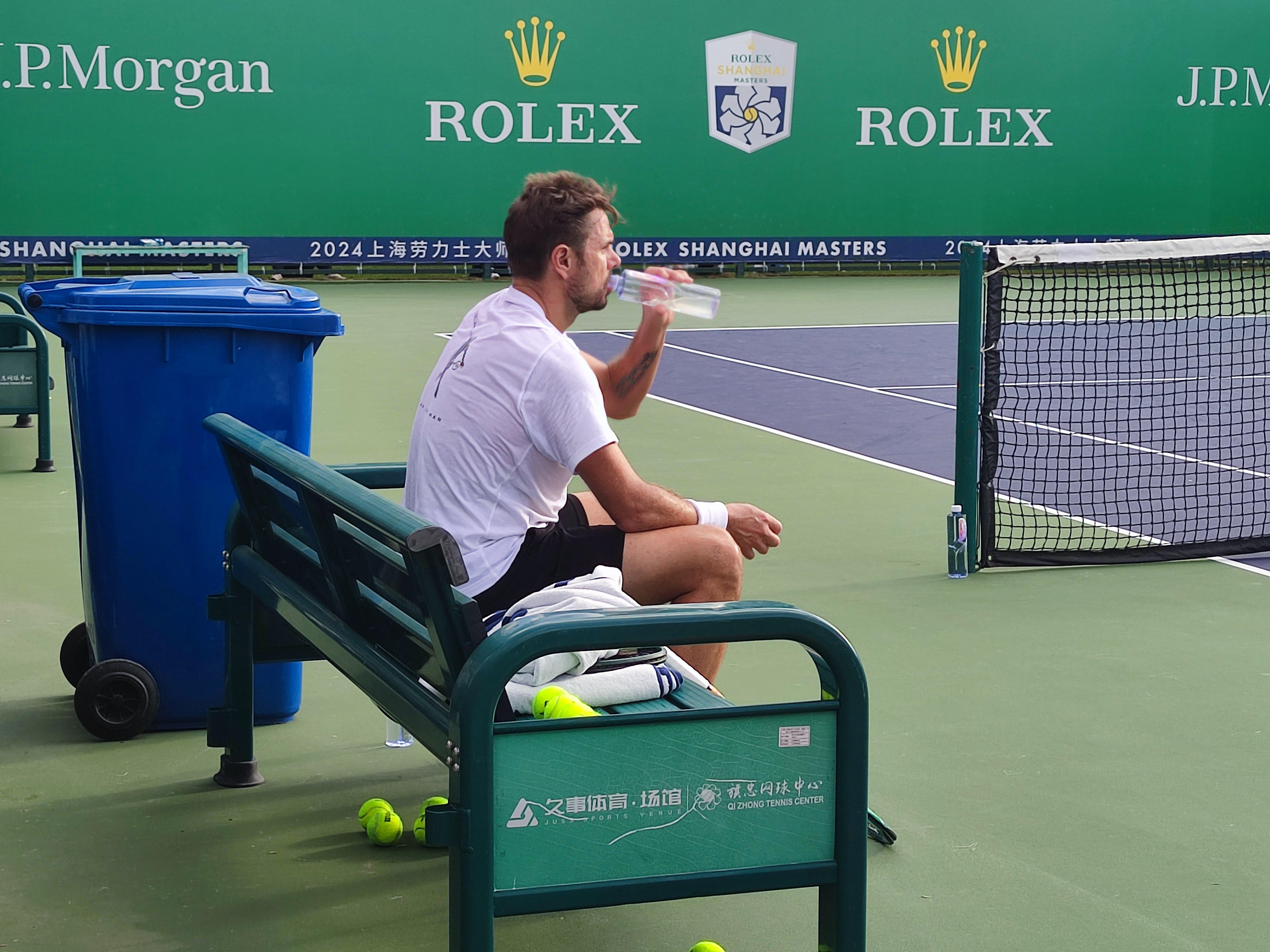 美国网球队血洗英国网球队，瓦林卡统治全场的简单介绍