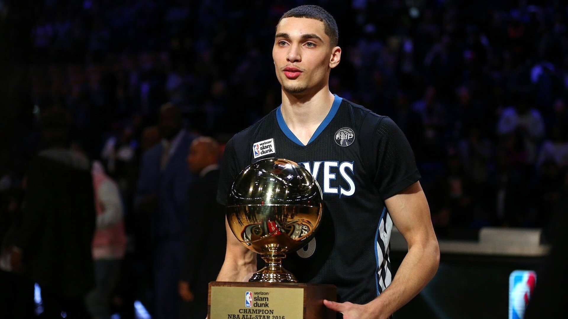 德罗赞全程高能输出,快船连续得分压制凯尔特人,一场关于节奏掌控的现代篮球启示录